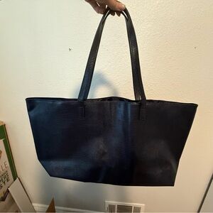Brand New Tote Bag + Cosmetic Bag + Bonus Kérastase Pouch